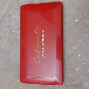 Caliente artist Couture eye shadow palette